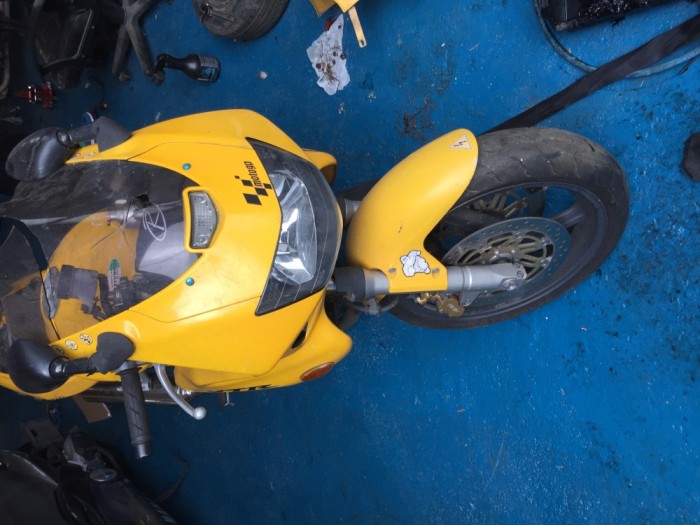 DEZMEMBREZ HONDA VTR 1000 1997-2001 FAR BORD FURCA JANTE DISCURI MOTOR REZERVOR DEZMEMBREZ HONDA VTR 1000 1997-2001 FAR BORD FURCA JANTE DISCURI MOTOR REZERVOR