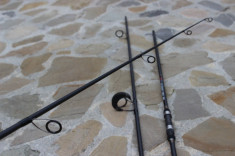 Lanseta Lansete Crap FL Strategist Force 3,9 Metri din 2 bucati Actiune 4,25 Lbs foto