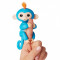 Maimutica interactiva Happy Monkey &amp;#8211; Fingerlings albastru &amp;#8211; blue