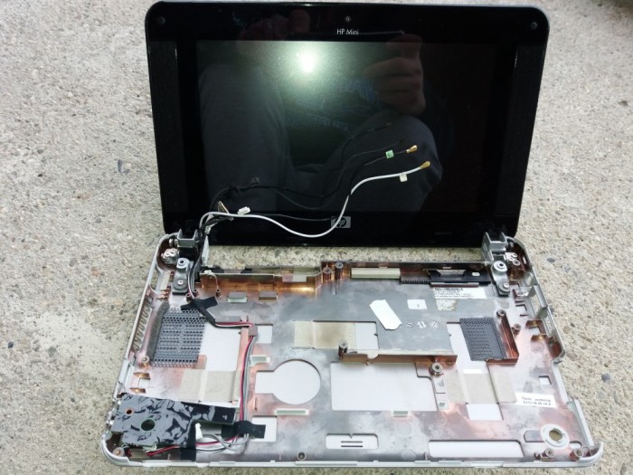 display si carcasa HP mini 2133