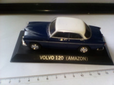 bnk jc Volvo 120 ( Amazon ) 1/43 foto