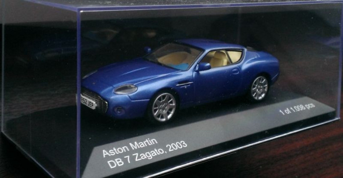 Macheta Aston Martin DB7 Zagato 2003 - Whitebox 1/43