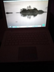 MacBook pro 15 inch, Earler 2008,2,4GHZ intel core 2 DUO, nu schimb.. foto