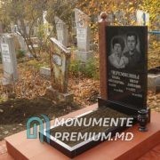 Cruci funerare din granit foto
