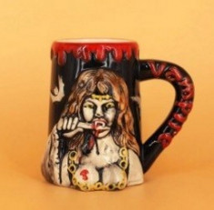 Halba ceramica cu tematica turistica - Dracula - Bran - Vlad Tepes - Transilvania. Se vinde la set de 6 bucati foto