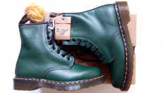 Dr. Martens 39 mod.1460 NOI cu Cutie foto