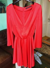 Rochie rosie satin Poema foto