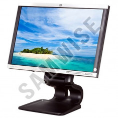 Monitor LCD, HP 19&amp;quot; LA1905WG, Grad A, 1440 x 900, 5ms, DVI, VGA, USB, Cabluri incluse foto