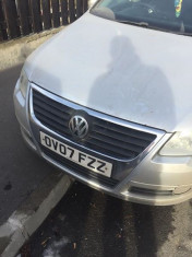 Dezmembrez Passat B6 2.0TDI foto