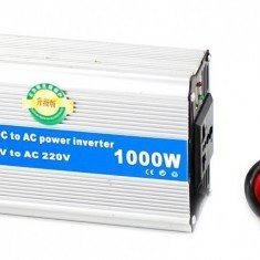 Invertor tensiune 12V/220V -1000W foto