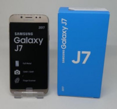 Samsung Galaxy J7 Gold foto