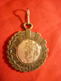 Medalie Sportiva- Alergari pe Macadam - Bucuresti 2006 ,h= 5,1 cm,metal argintat