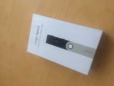 Ledger Nano S - Produs nou (sigilat), ultima generatie. foto