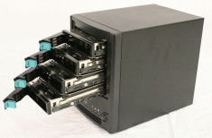 NAS Intel 4 Bay-uri Intel ss4000 Dual Giga Lan - culoare gri foto