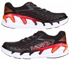 Hoka Vanquish 3 Pantofi alergare barbati negru-rosu UK 9 foto