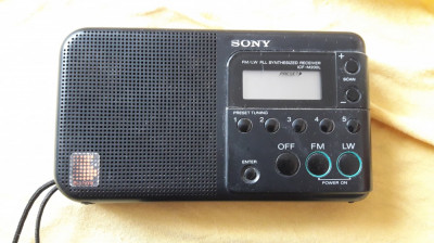 SONY ICF M 200L , FUNCTIONEAZA ! foto