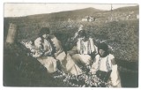 271 - ETHNIC women, Romania - old postcard - used - 1930