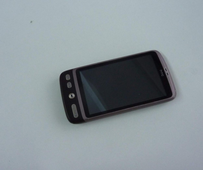 HTC Desire pb99200 defect - pentru piese display touchscreen acumulator