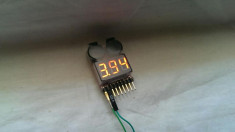 Buzzer Voltmetru Tester Acumulatori 1-8S Lipo/Li-ion//Li-Fe cu alarma foto