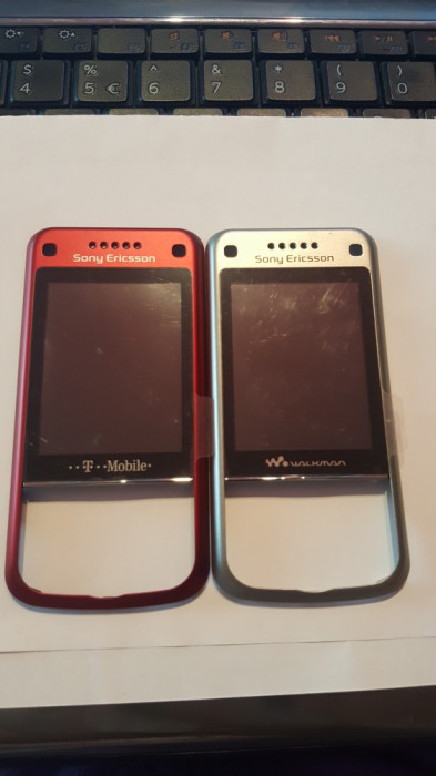 Carcasa fata Sony Ericsson w760i