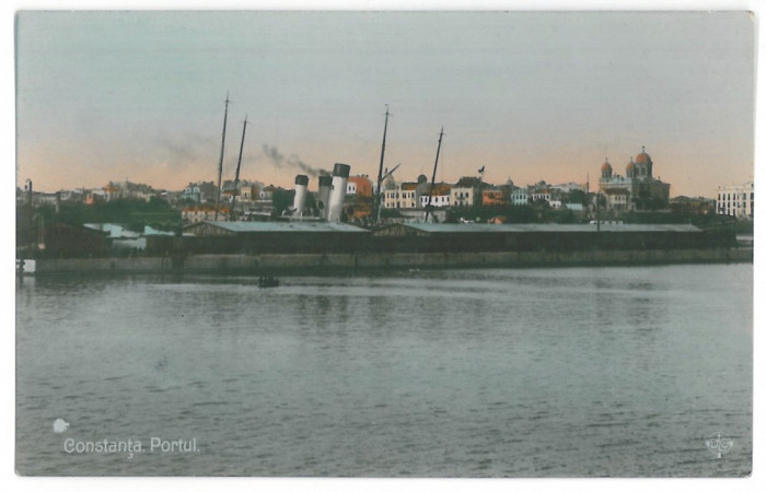 4063 - CONSTANTA, harbor - old postcard - unused