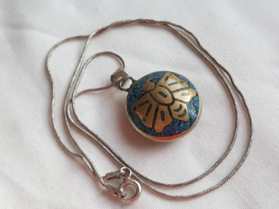 Medalion AZTEC cu Cap INDIAN si FLUTURE email in 2 culori CU 2 fete +Lant argint foto