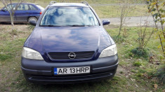 Opel Astra foto