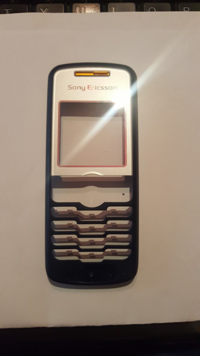 Carcasa fata sony ericsson J230