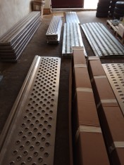 Tabla ambutisata metal sau aluminiu platforme auto. Nou!!! foto