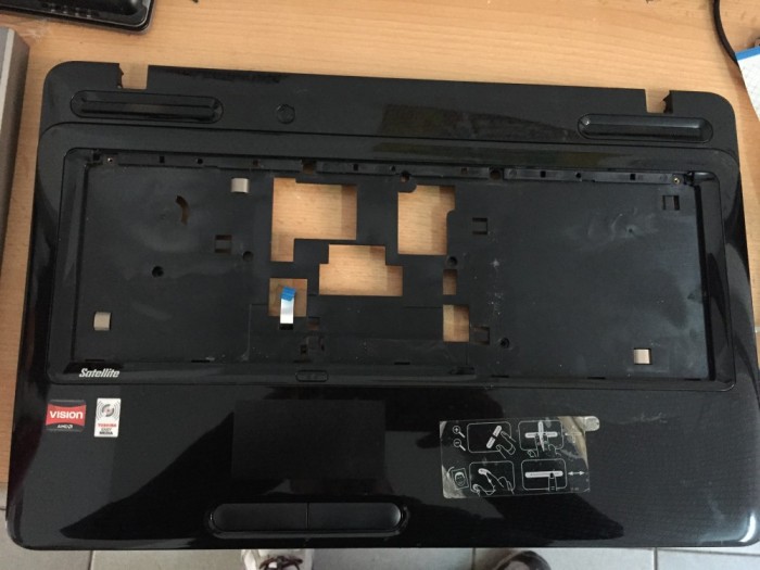 Palmrest Toshiba satellite L670D L670 , A109, A100