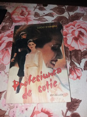 PROFESIUNEA DE SOTIE Lucio D&amp;#039;ambra foto