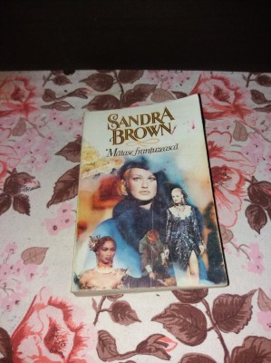 MATASE FRANTUZEASCA SANDRA BROWN/TD foto