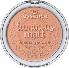 Luminous Matt Bronzing Powder foto