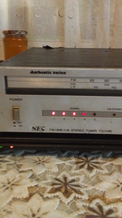 Radio Stereo tuner NEC T 325 ME Made in Japan Autentic Series