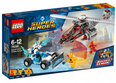 LEGO DC Super Heroes - Urmarirea in viteza 76098 foto