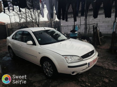 Ford Mondeo foto