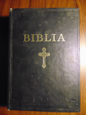 Biblia, tiparita sub indrumarea prea fericitului parinte Justinian (1968) foto