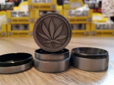 Grinder tutun iarba marijuana grinder metalic calitate garantata!!!!! foto