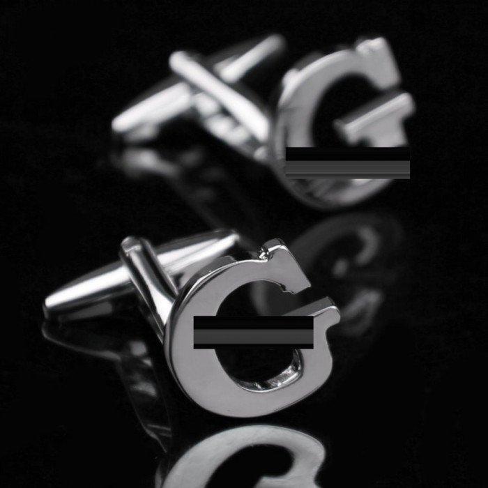 Butoni argintii litera G metalici + ambalaj cadou