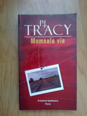 w0d Momeala vie - P.J. Tracy foto