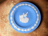 Farfuriuta maruntis, chei, portelan Wedgewood Jasperware, colectie