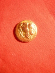 Moneda din aur- Copie , metal comun - Regele Pyrhus 278-276 inainte Iisus- Epir foto