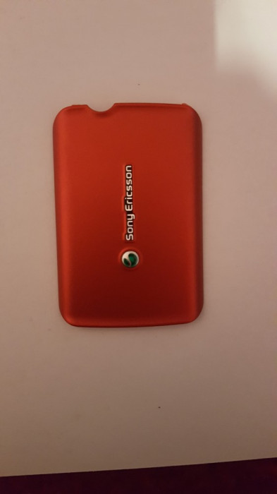 Capac spate Sony Ericsson F305