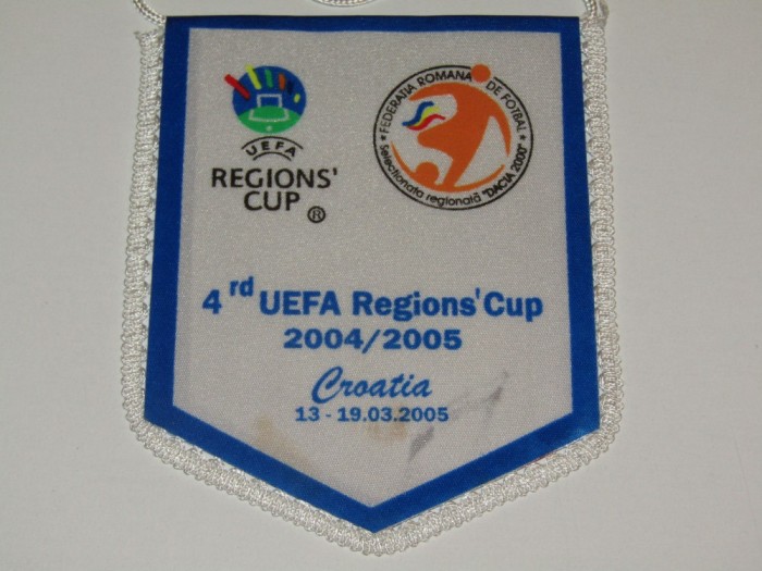 Fanion Federatia de Fotbal din Romania - UEFA 2004/2005 Croatia