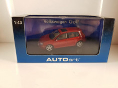 Macheta VW Golf V AutoArt 1/43 foto