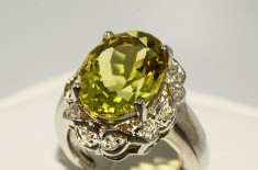 VAND INEL DIN AUR ALB, SOLID ,DE 14 K, MARCAT,CU LEMON TOPAZ SI DIAMANTE NAT. foto