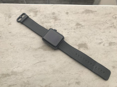 Apple Watch Series 2 42mm Space Gray impecabil,PACHET COMPLET - 799 LEI ! foto