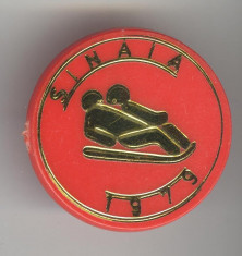 SANIUTA - Concurs Sinaia 1979 - Insigna sport de iarna Romania foto