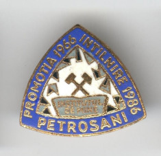 Insigna MINERIT - Institutul de Mine Promotia 1966-1986 Petrosani - Intalnire foto