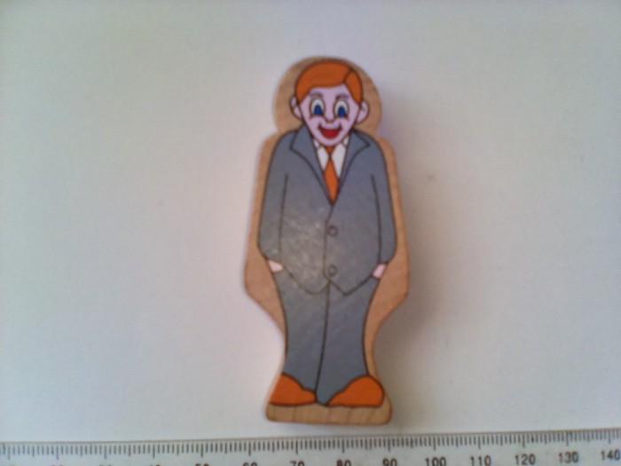 bnk jc Figurina de lemn